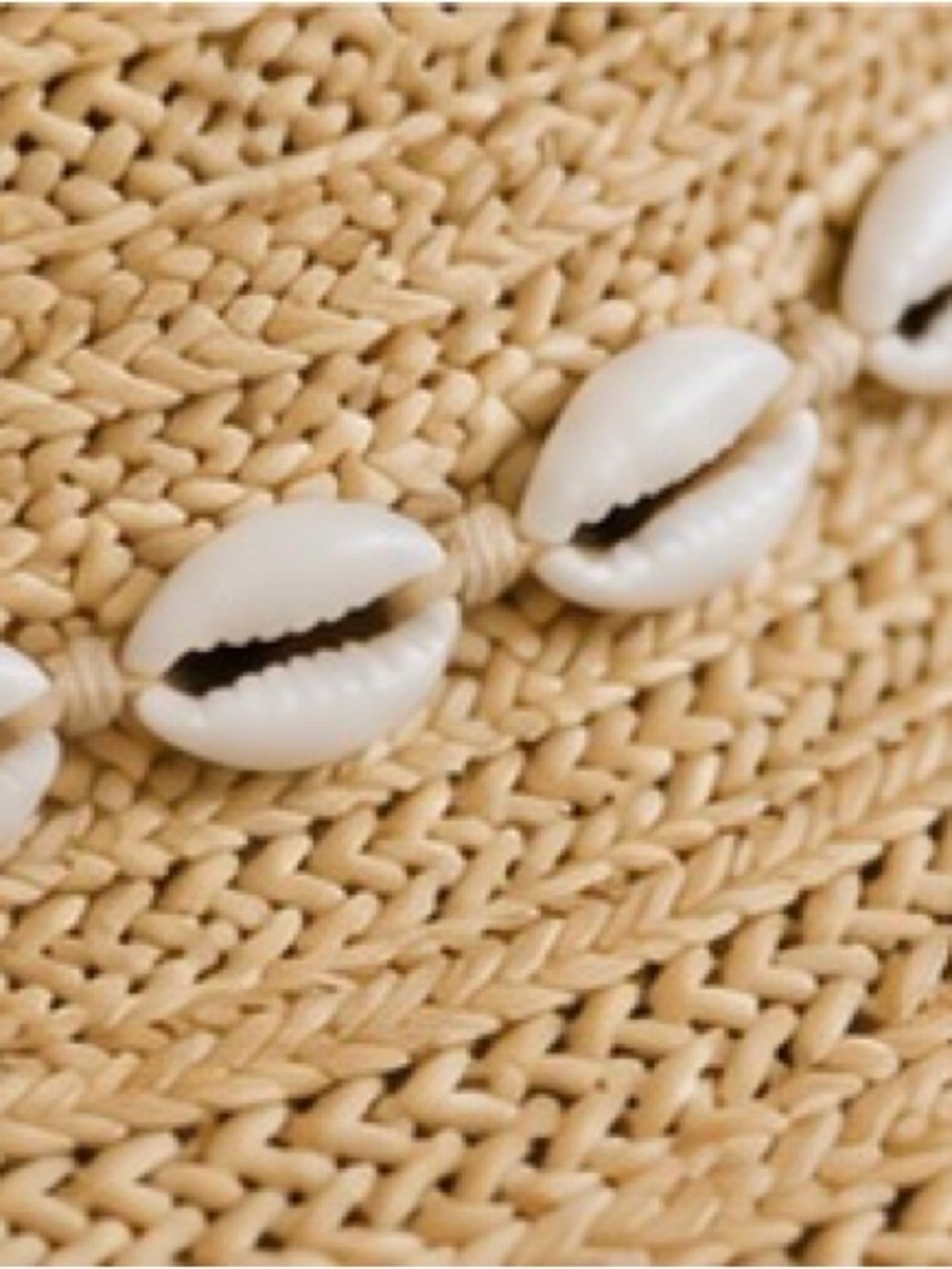 Chico’s Straw Sun Hat Cowrie Shell Trim Black Whipstitch Wide Brim Beach Resort - Picture 4 of 14
